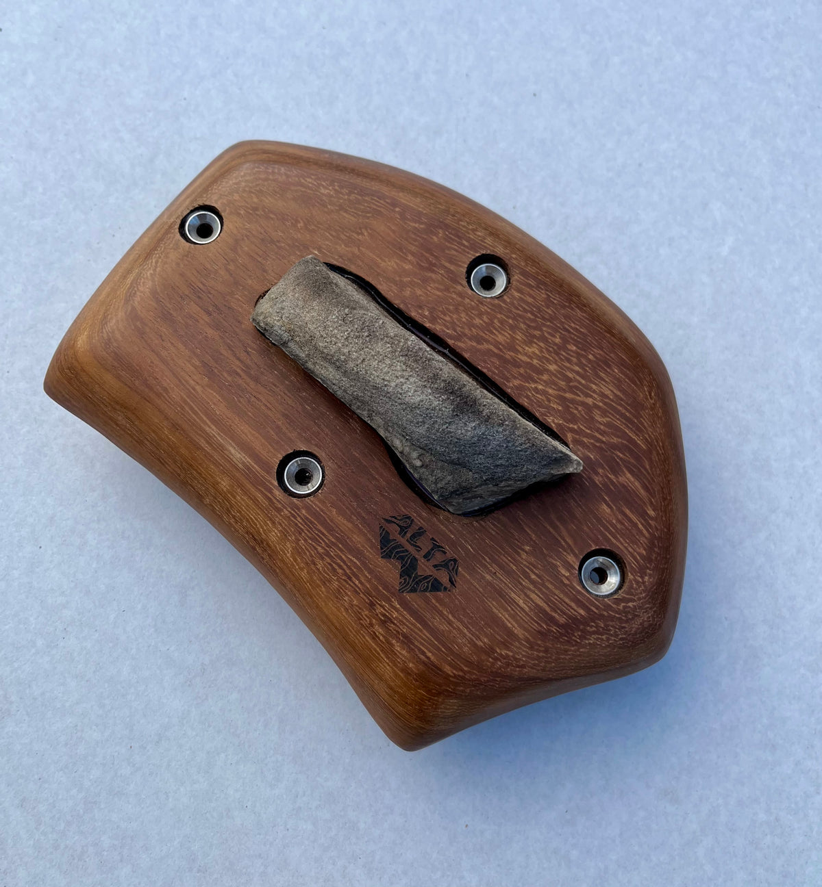 Stone N Wood Hold