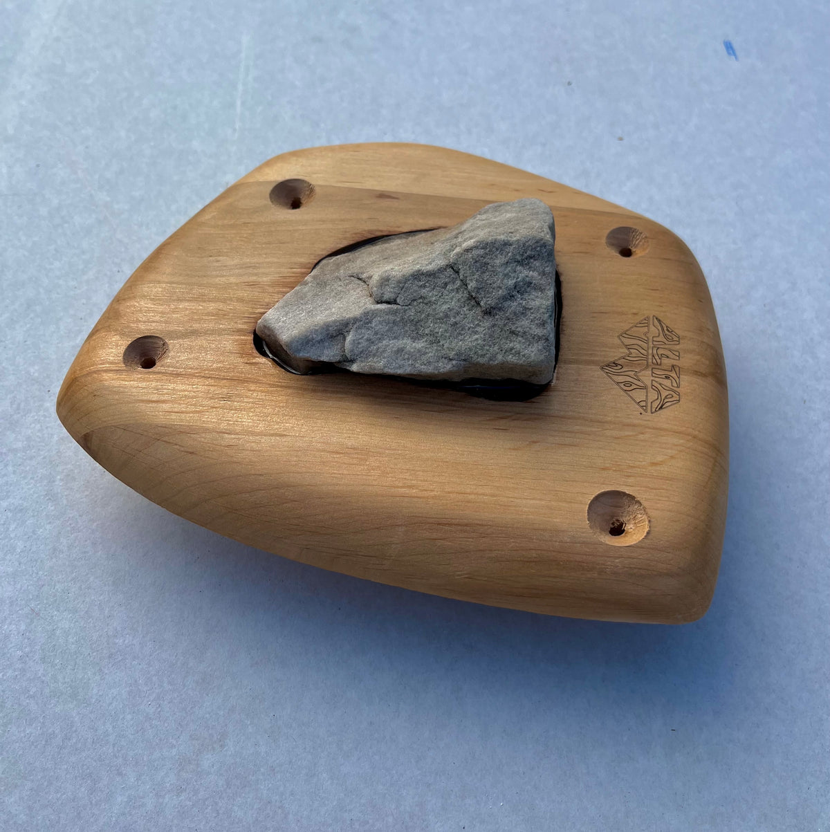 Stone N Wood Hold