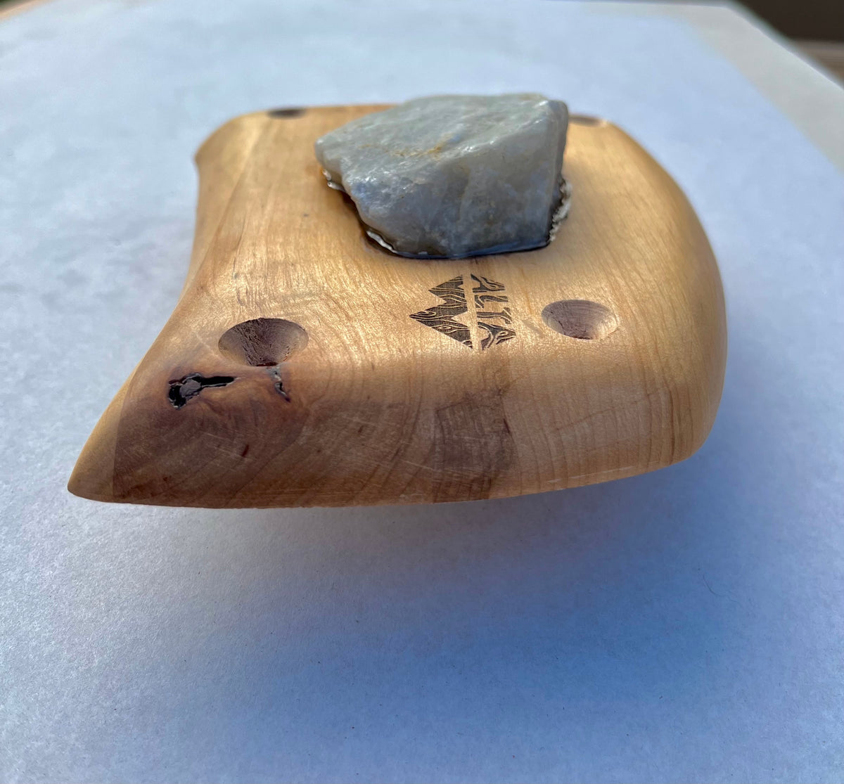 Stone N Wood Hold