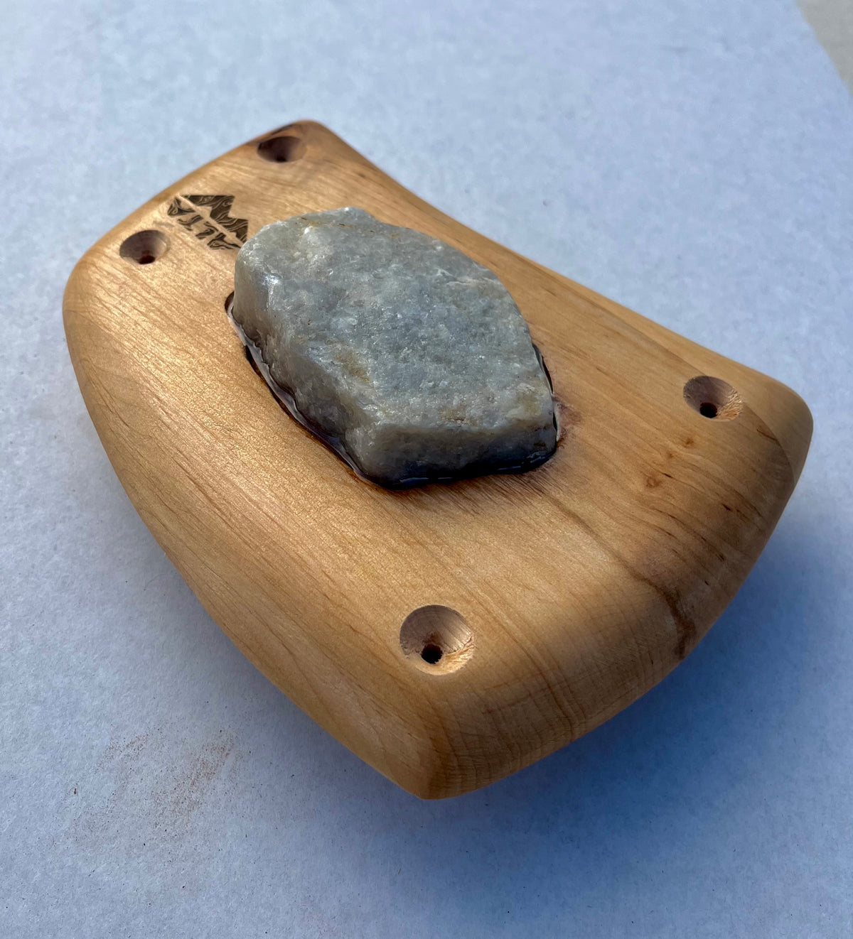 Stone N Wood Hold