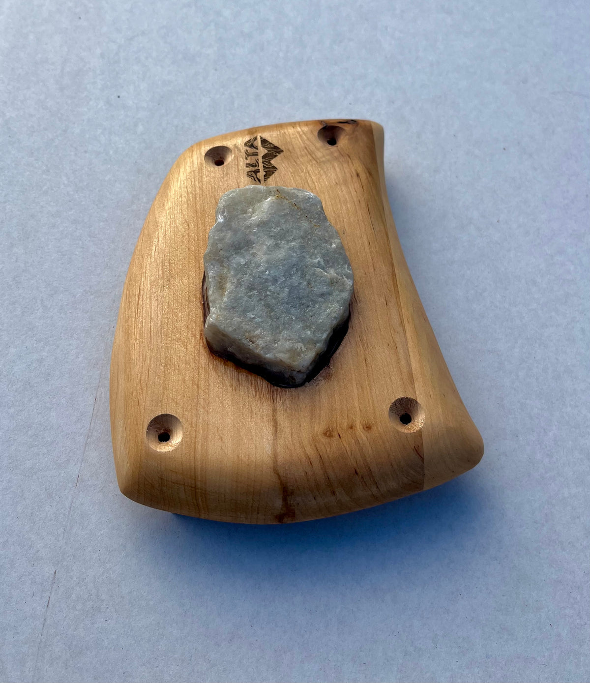 Stone N Wood Hold