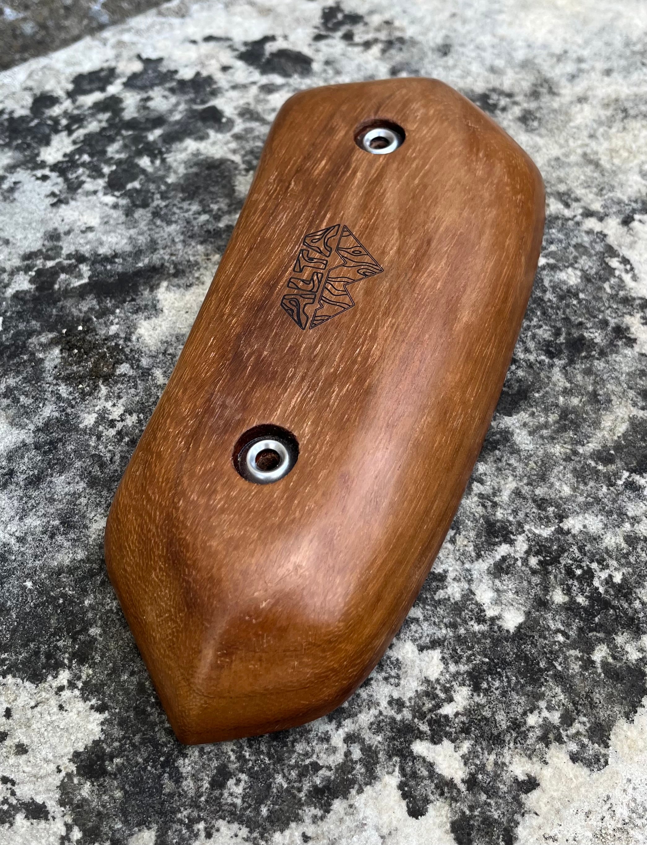 Walnut Jug (30mm incut)