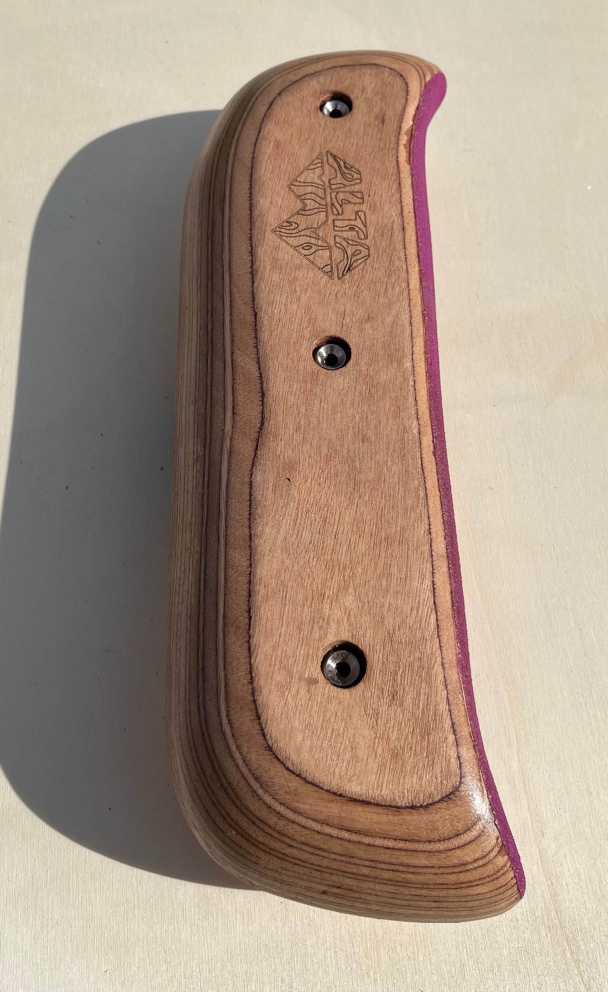 Medium Rounded Edge (Purple)