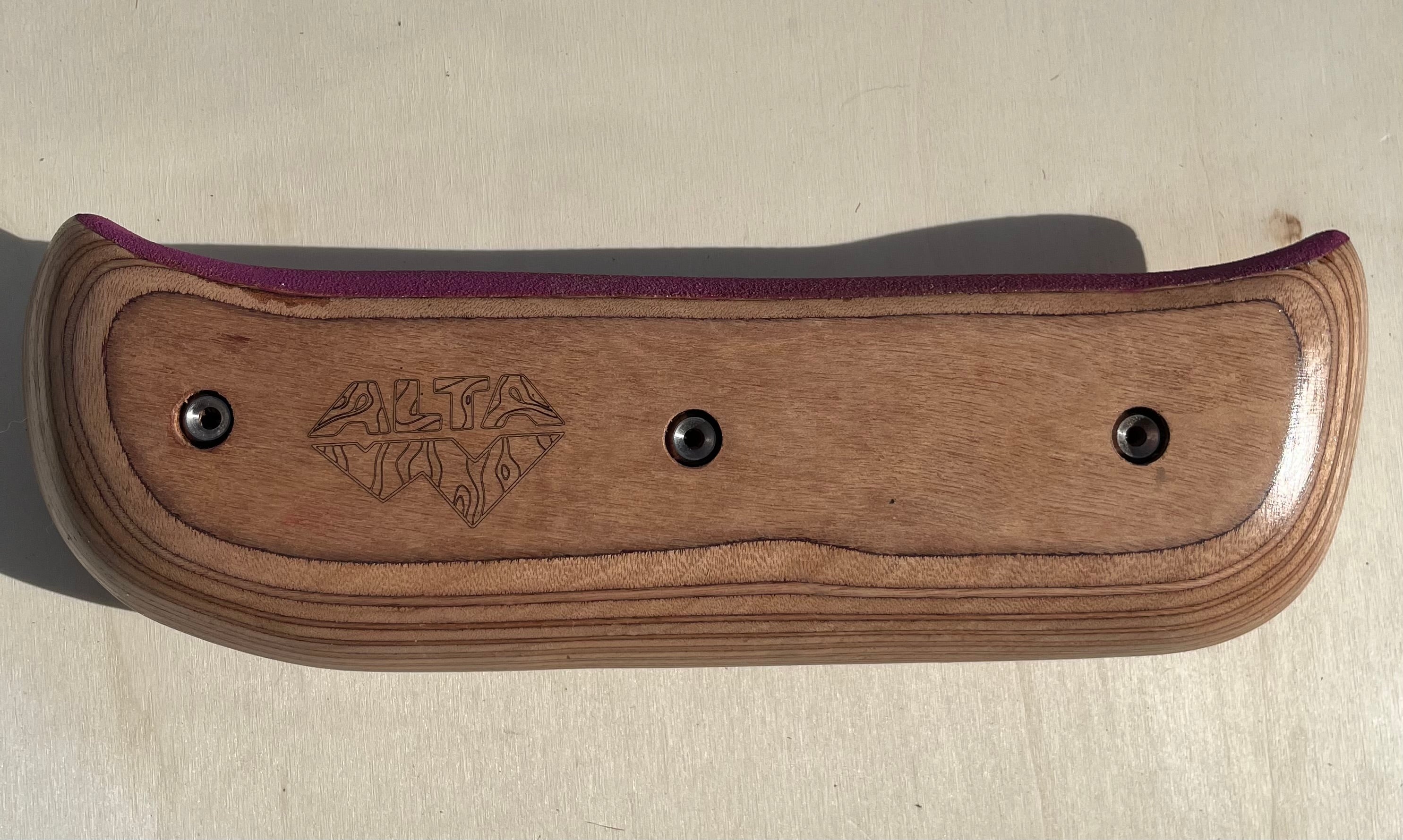 Medium Rounded Edge (Purple)