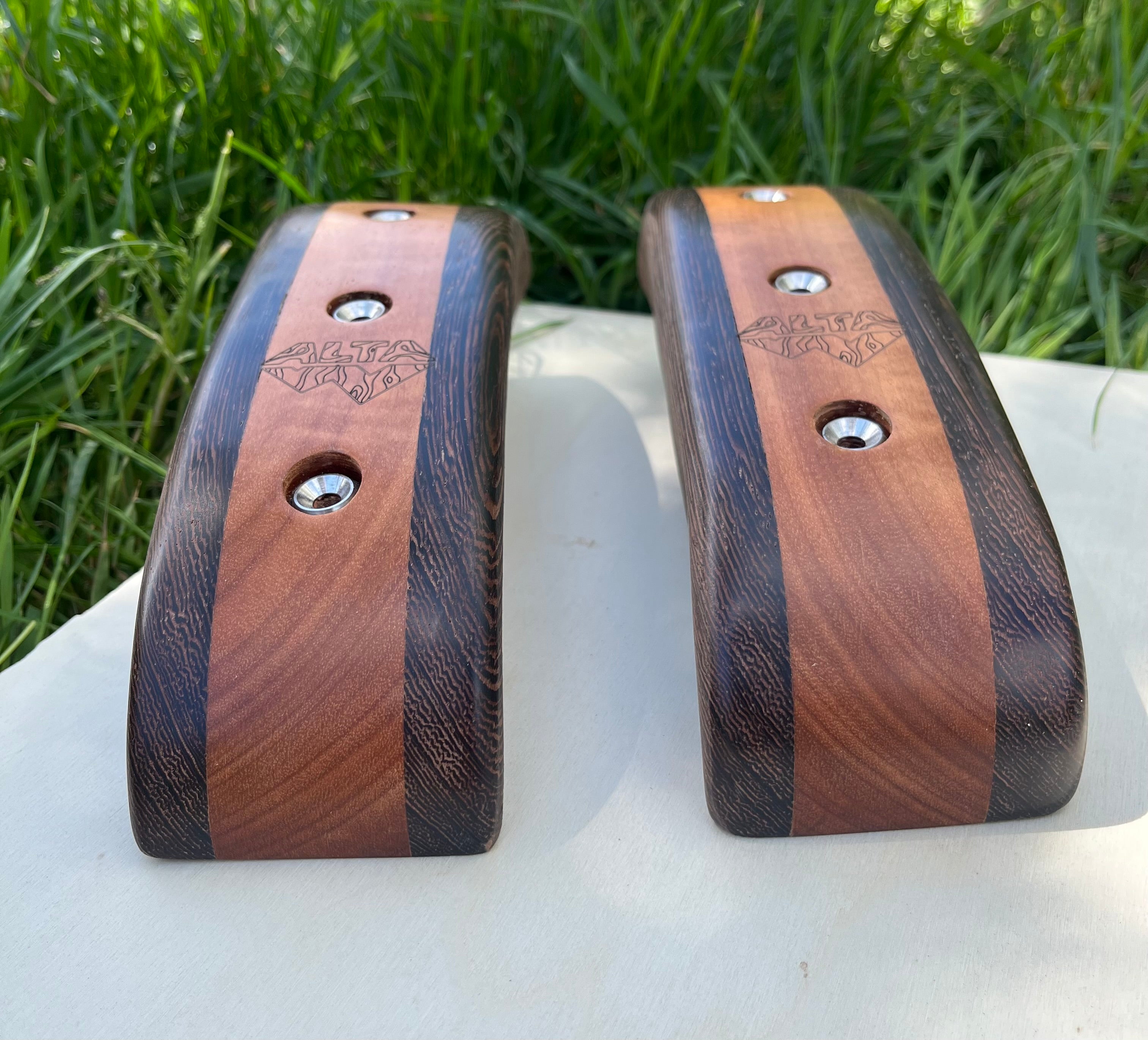 Wengé x Sapele Pinch (5° incut)