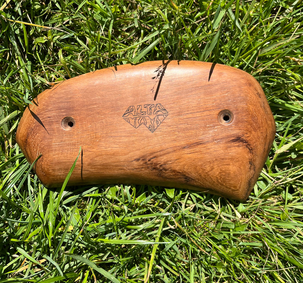 Walnut Round Edge (18mm)